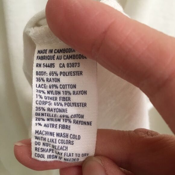 American Eagle high low eyelet lace front blouse XS - Picture 7 of 7